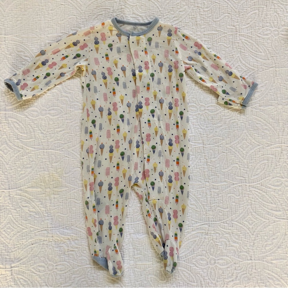 Magnetic Me ice cream cone footie